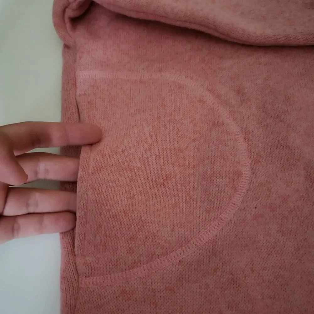 Girls Pink Fleece Pull Over Sweater​